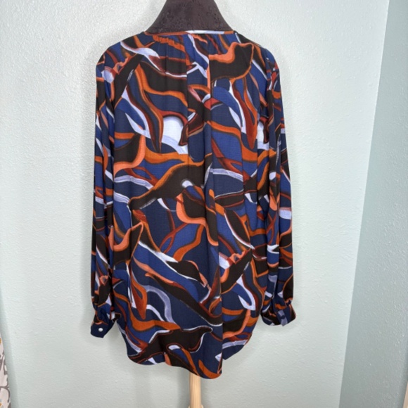 Nine West Mid-Century Modern Blouse - Picture 3 of 12